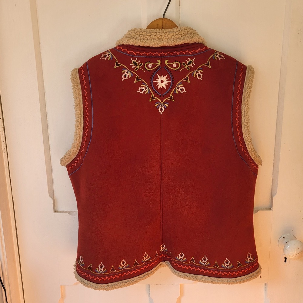 Vintage Red Embroidered Sherpa Vest Boho Hippie Festival Size XL - Picture 7 of 16